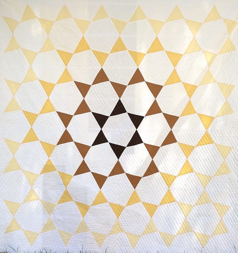 Starlike Quilt Pattern – Main photo-min Starlike Quilt Pattern - Main photo-min